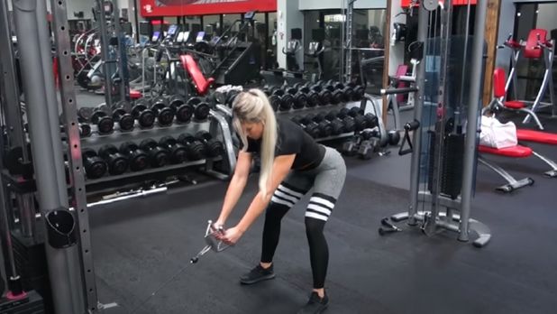 deadlift with cable machine
