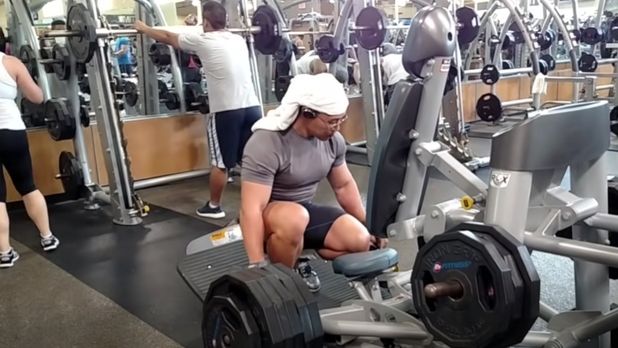 Machine Deadlift